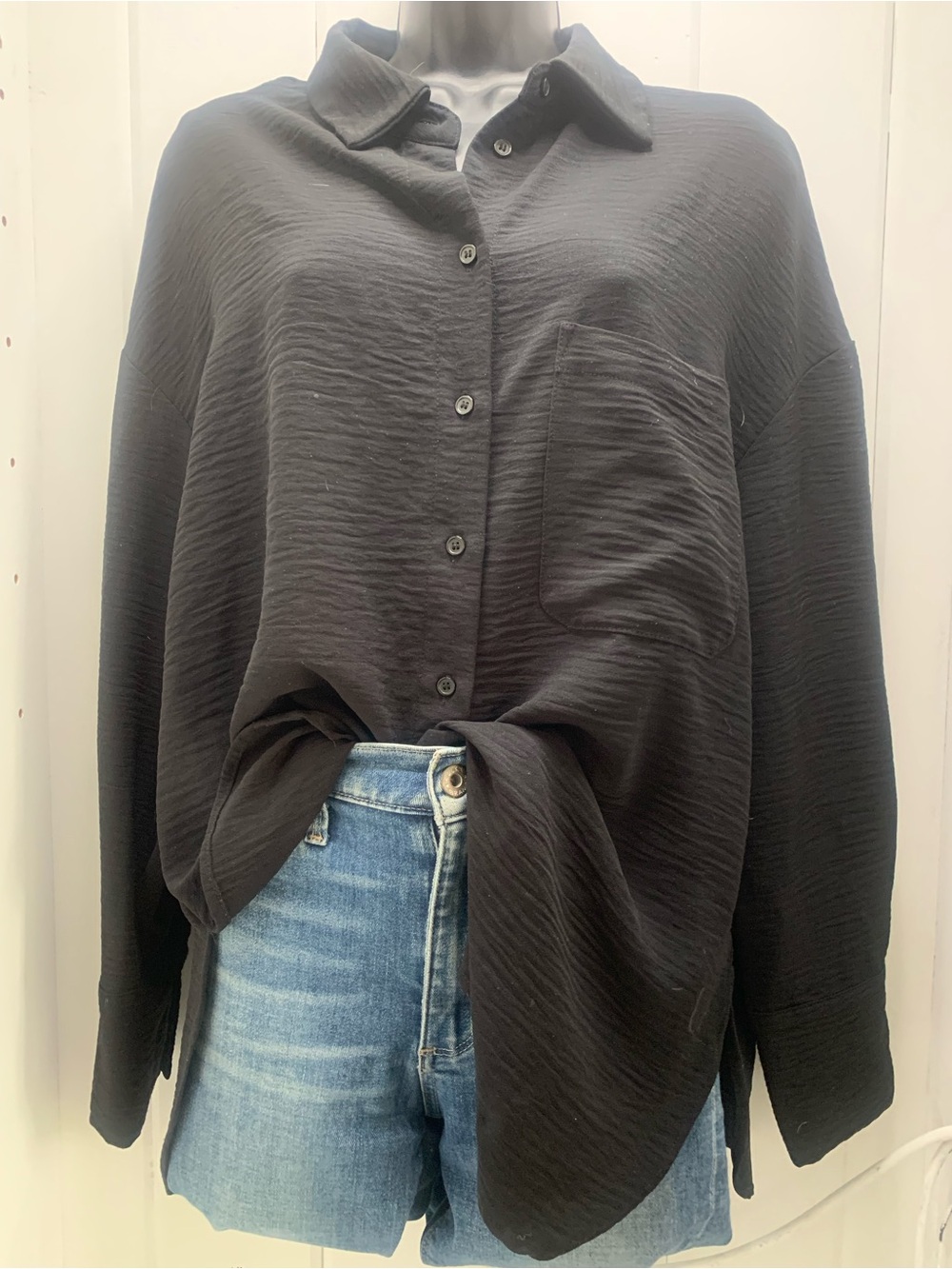 Adrianna Papell Top Size Large Black ¾ Sleeve Button Front Crinkle Single Pocket